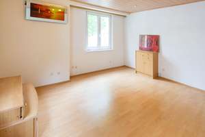 Großzügige 4-Zimmer-Wohnung mit Einbauküche – 72805 Lichtenstein – Vorschaubild 7
