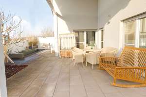 Barrierearmer Premium-Bungalow – Sauna, PV & Solar, Klimaanlage, Fernsicht, ruhige Lage – Die vollständige Adresse der Immobilie erhältst du vom Anbieter., 64732 Bad König – Vorschaubild 2