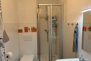 Exklusive 4-Zimmer-Wohnung in Bonn Zentrum – Die vollständige Adresse der Immobilie erhältst du vom Anbieter., 53113 Bonn-Zentrum, Bonn – Vorschaubild 12