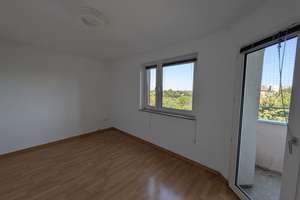 Apartment mit schöner Aussicht und direkt an der U4