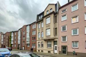 3,5 Zimmer – vollständig renoviert – zentrale Lage – Garten – Bewohnerparkausweis