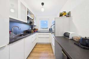Attraktive 3-Zimmer-Wohnung mit Balkon, EBK & Keller in Klingenberg – Die vollständige Adresse der Immobilie erhältst du vom Anbieter., 74081 Klingenberg, Heilbronn – Vorschaubild 4