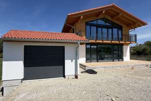 Neubau-Einfamilienhaus direkt am Egglburger See | Seeblick | Wärmepumpe | PV-Anlage