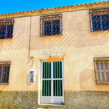 Haus mit 6 Schlafzimmern in Chirivel zu verkaufen.