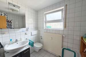 Gepflegte  Wohnung in gefragter Lage: 2,5 Zimmer mit sonnigem Balkon – Die vollständige Adresse der Immobilie erhältst du vom Anbieter., 70190 Berg, Stuttgart – Vorschaubild 10