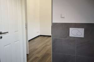 Wohnen mit Charakter: 2-Zimmer-Dachgeschosswohnung in Duisburg-Duissern – Heckenstraße 15, 47058 Duissern, Duisburg – Vorschaubild 6