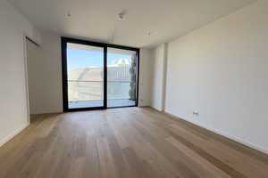 Helle, freundliche Zwei - Zimmer Wohnung im Eden Tower – Frankfurt am Main – Vorschaubild 4