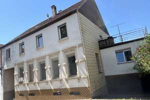 Wohnhaus mit großer Dachterrasse & vielseitigem Nutzungspotenzial