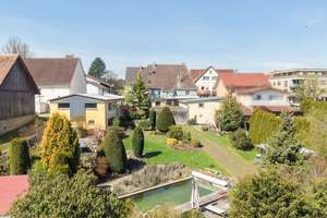 Zentrales Stadthaus mit einzigartigem Grundstück und Gewerbehalle – Die vollständige Adresse der Immobilie erhältst du vom Anbieter., 88356 Ostrach – Vorschaubild 1