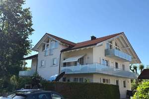 Provisionsfrei│Schöne 3-Zi-ETW│89m²│1. OG│großer Balkon│Alpenblick│ruhige Lage│kleine Wohnanlage – Die vollständige Adresse der Immobilie erhältst du vom Anbieter., 83233 Bernau am Chiemsee – Vorschaubild 1