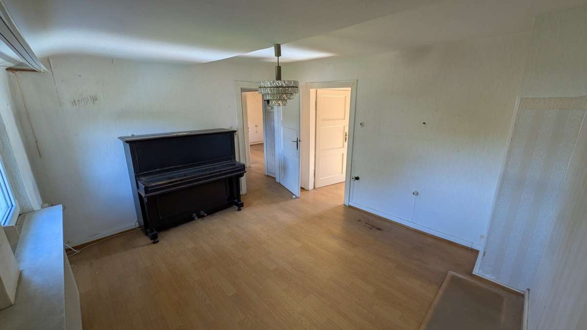 Renovierungsbedürftiges Stadthaus, Ludwigshafen am Rhein – Bild 2