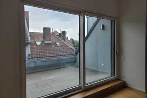 Neuwertige, voll-klimatisierte 4-Zimmer-Penthouse-Wohnung in zentraler Lage von privat – Köln – Vorschaubild 6