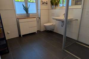 Barrierefreie, exklusiv ausgestattete 3-Zimmer-Erdgeschosswohnung mit Sonnenterrasse & Privatgarten – Die vollständige Adresse der Immobilie erhältst du vom Anbieter., 22559 Rissen, Hamburg – Vorschaubild 6