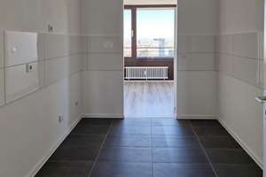 Helle 4-Zimmer-Wohnung mit tollem Ausblick! – Neckarpromenade 15, 68167 Neckarstadt-Ost/Wohlgelegen, Mannheim – Vorschaubild 3