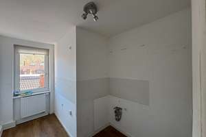 Altbaucharme mit modernem Herz: sanierte 3-Zimmer Dachgeschoss Wohnung – Die vollständige Adresse der Immobilie erhältst du vom Anbieter., 70199 Heslach, Stuttgart – Vorschaubild 7