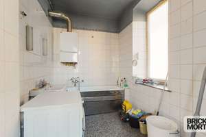 4,5-Zimmer-Altbauwohnung mit Balkon und Gestaltungspotenzial in Augsburg – Die vollständige Adresse der Immobilie erhältst du vom Anbieter., 86152 Stadtjägerviertel, Augsburg – Vorschaubild 4