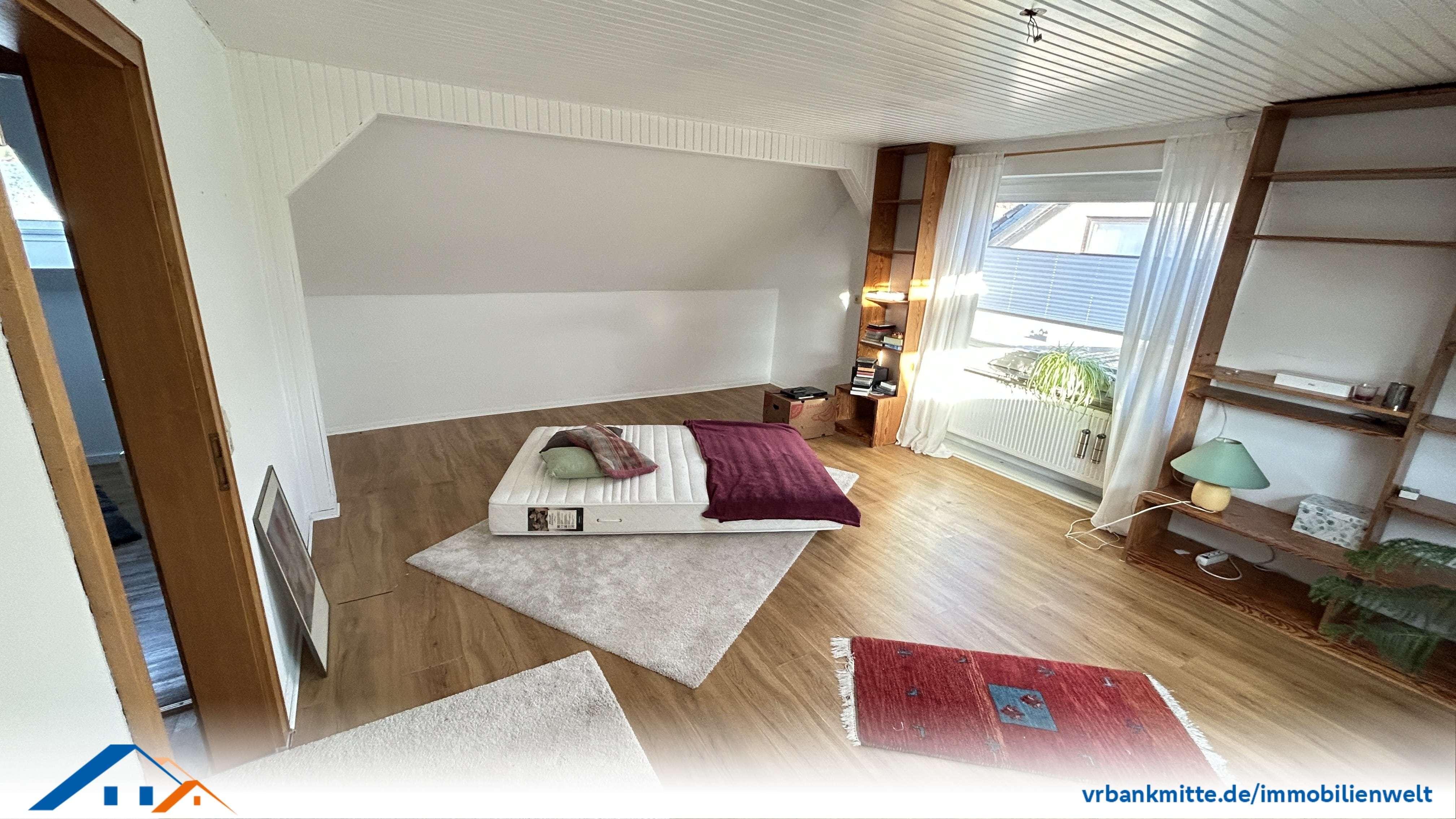 Immobilie in Duderstadt - Familienfreundliches Einfamilienhaus mit viel Platz und Garten in Duderstadt - Bild 3