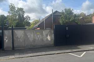 Geräumiges und neuwertiges 4-Zimmer-Haus mit gehobener Innenausstattung zur Miete in Krefeld – 47804 Kempener Feld/Baackeshof, Krefeld – Vorschaubild 40