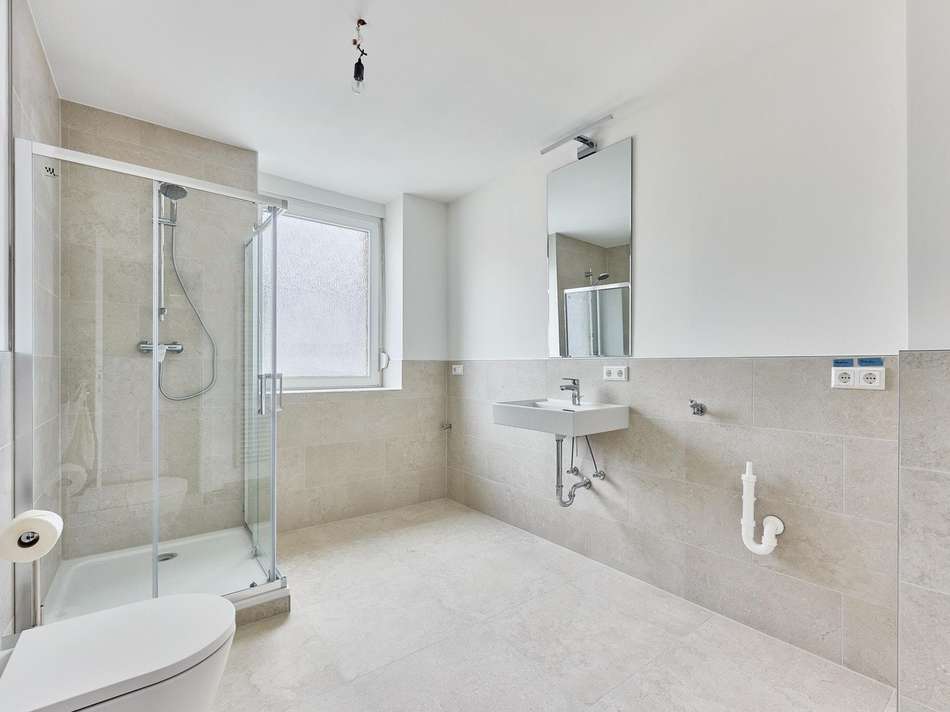 Tageslichtbad mit Handtuchheiz