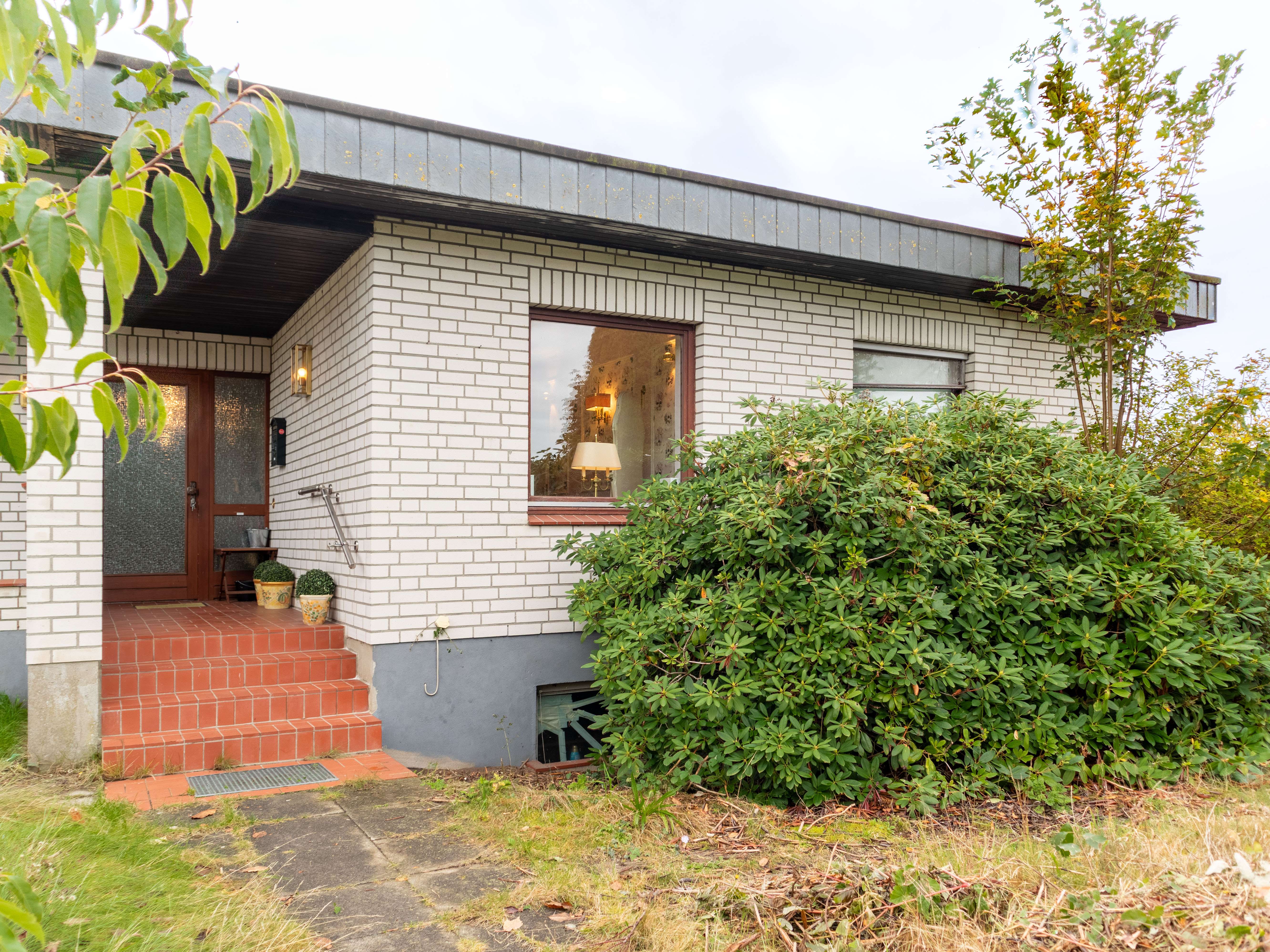 Bungalow mit Einliegerwohnung in idyllischer Feldrandlage im Auenland, Segeberg Kreis – Bild 1