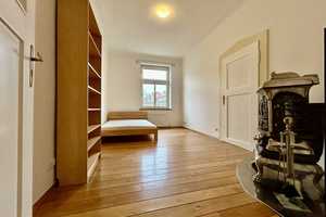Elegante helle 3,5-zimmer-Altbauwohnung mit Balkon in toller Lage! – Valleystraße 19, 81371 München – Vorschaubild 3