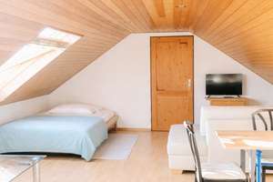 Außergewöhnliche Maisonette in Freigericht – 7 Zimmer, Balkon und viel Potenzial – Die vollständige Adresse der Immobilie erhältst du vom Anbieter., 63579 Freigericht – Vorschaubild 1