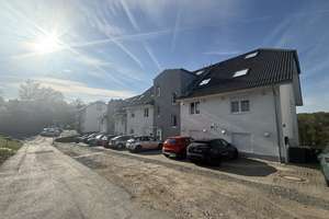 JA, zur Maisonette-Wohnung mit Stellplatz und Weitblick am Bärenloch – Die vollständige Adresse der Immobilie erhältst du vom Anbieter., 42651 Gräfrath, Solingen – Vorschaubild 2
