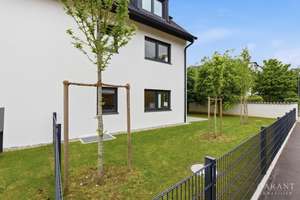 Südgarten mit Sonnenterrasse - Ihr modernes zuhause ist jetzt bezugsbereit! – Die vollständige Adresse der Immobilie erhältst du vom Anbieter., 81827 Waldtrudering, München – Vorschaubild 17
