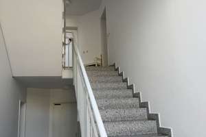 Ruhige 3-Zimmer-Wohnung mit Einbauküche und TG-Stellplatz  in Freimann – Karl-Böhm-Weg 9, 80939 Freimann, München – Vorschaubild 2