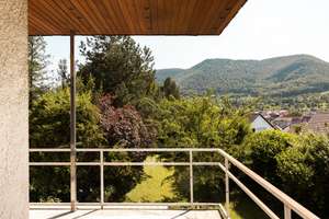 Außergewöhnlich großzügiges Wohnambiente mit herrlicher Aussicht – Die vollständige Adresse der Immobilie erhältst du vom Anbieter., 72581 Dettingen an der Erms – Vorschaubild 14