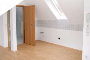 **KRIEGSHABER** Gepflegtes Mehrfamilienhaus mit 6 Wohneinheiten unweit der Uniklinik – Untere- Osterfeld- Straße 76, 86156 Kriegshaber, Augsburg – Vorschaubild 31