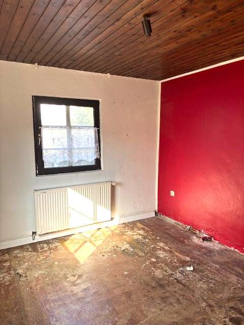 Immobilie in Solingen - **** Denkmalgeschütztes Fachwerkhaus mit zwei Einheiten in Solingen-Gräfrath.... **** - Bild 0