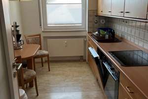 Zuhause mit 2 Zimmern in Stuttgart-Weilimdorf  als WG für 2 Personen oder an eine Einzelperson.  – Deidesheimer Straße 38, 70499 Weilimdorf (Ortsteil), Stuttgart – Vorschaubild 2