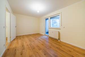 Modern sanierte 2-RW* 1.OG* EBK* zwei Balkone* Bad mit Wanne* Aufzug* TG-SP* barrierefrei* zentral* – Schandauer Straße 23d, 1309 Striesen-West, Dresden – Vorschaubild 11
