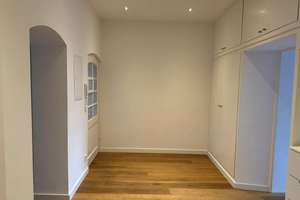 Helle Altbauwohnug in bester Lage  – Quirinstrasse 12, 40545 Oberkassel, Düsseldorf – Vorschaubild 4