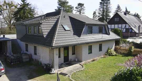 Bild von Exklusives Zweifamilienhaus mit großzügigem Garten und erstklassiger Ausstattung! Sofort bezugsfrei!