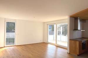 Exklusive 4-Zimmer Wohnung mit EBK + TG-Stpl. im Freiburg Osten – Die vollständige Adresse der Immobilie erhältst du vom Anbieter., 79117 Kappel, Freiburg im Breisgau – Vorschaubild 2