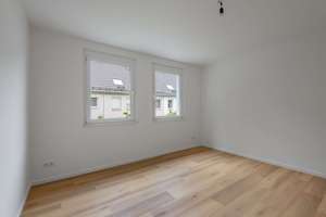 Großzügiges Reiheneckhaus mit Garten und Einbauküche! – 12619 Hellersdorf, Berlin – Vorschaubild 14