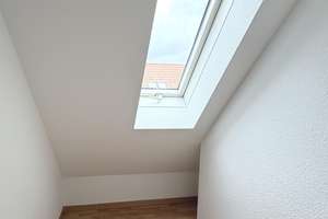 Attraktive, freie 2 ½-Zimmer-DG-Wohnung mit Stellplatz – Die vollständige Adresse der Immobilie erhältst du vom Anbieter., 70563 Vaihingen-Mitte, Stuttgart – Vorschaubild 5