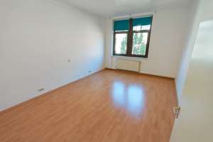 ruhige, schöne 3-Zimmerwohnung mit Einbauküche, Bad und Balkon in den Innenhof – Georg-Friedrich-Str. 17, 76131 Oststadt, Karlsruhe – Vorschaubild 19
