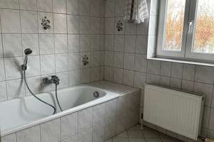 Gepflegtes Wohnhaus mit großem Grundstück in sehr ruhiger Lage von Trostling – Die vollständige Adresse der Immobilie erhältst du vom Anbieter., 94099 Ruhstorf an der Rott – Vorschaubild 21