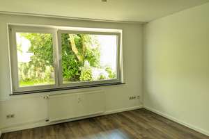 Eigener Garten: Drei Zimmer Wohnung in Wuppertal-Elberfeld mit eigenem Garten – Ruhrstraße 3, 42117 Elberfeld, Wuppertal – Vorschaubild 3