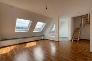 Über den Dächern Rüttenscheids: charmante 2,5 Zimmer DG-Maisonette – Witteringstrasse 42-44, 45130 Südviertel, Essen – Vorschaubild 2