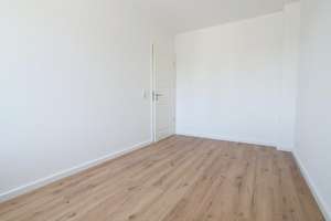 4-Raum Wohnung  - Maisonette mit 2 Balkone, Tageslichtbad (Du+Badewanne), Stellplatz uvm...! – Hafenstr. 15a, 39106 Alte Neustadt, Magdeburg – Vorschaubild 8