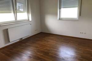 Reiheneckhaus in erster Baureihe zur Donau – Benediktusweg 14, 93049 Westenviertel, Regensburg – Vorschaubild 2