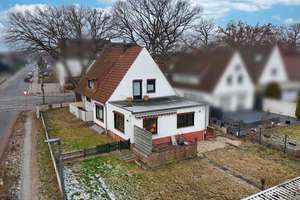 Modernisiertes EFH mit viel Platz und großer Garage/Werkstatt in gefragter Lage von Bremen-Osterholz