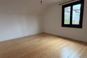 Großzügige 4-Zimmer-Wohnung mit Balkon und Wintergarten in Finthen – Die vollständige Adresse der Immobilie erhältst du vom Anbieter., 55126 Finthen, Mainz – Vorschaubild 4