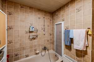 Property thumbnail 6