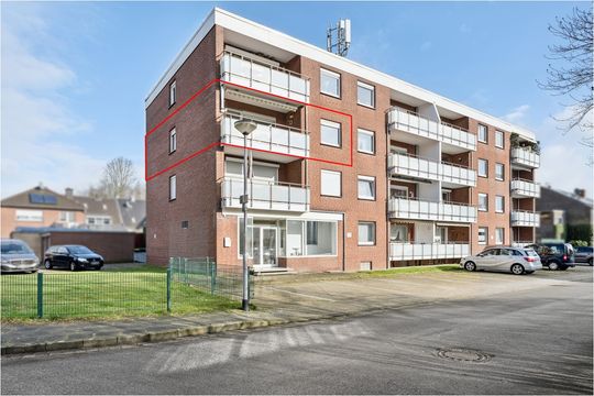 https://pictures.immobilienscout24.de/listings/b87f42a3-5197-4f29-af48-2bad9f6809fa-1879770764.jpg/ORIG/resize/540x540%3E/format/jpg/quality/80