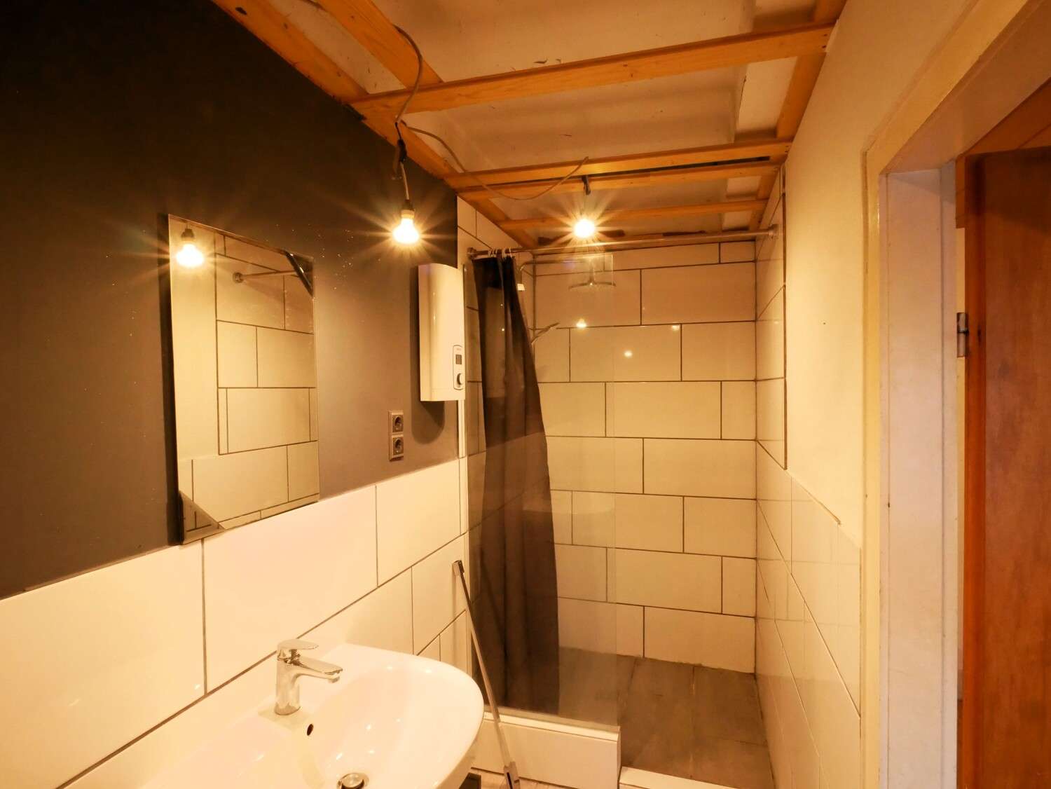 Immobilie in Uehrde - Renovierungsbedürftiges Zweifamilienhaus in ruhiger Ortslage - Bild 2